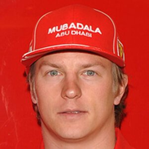 Kimi Raikkonen, 46 (Автогонщик)