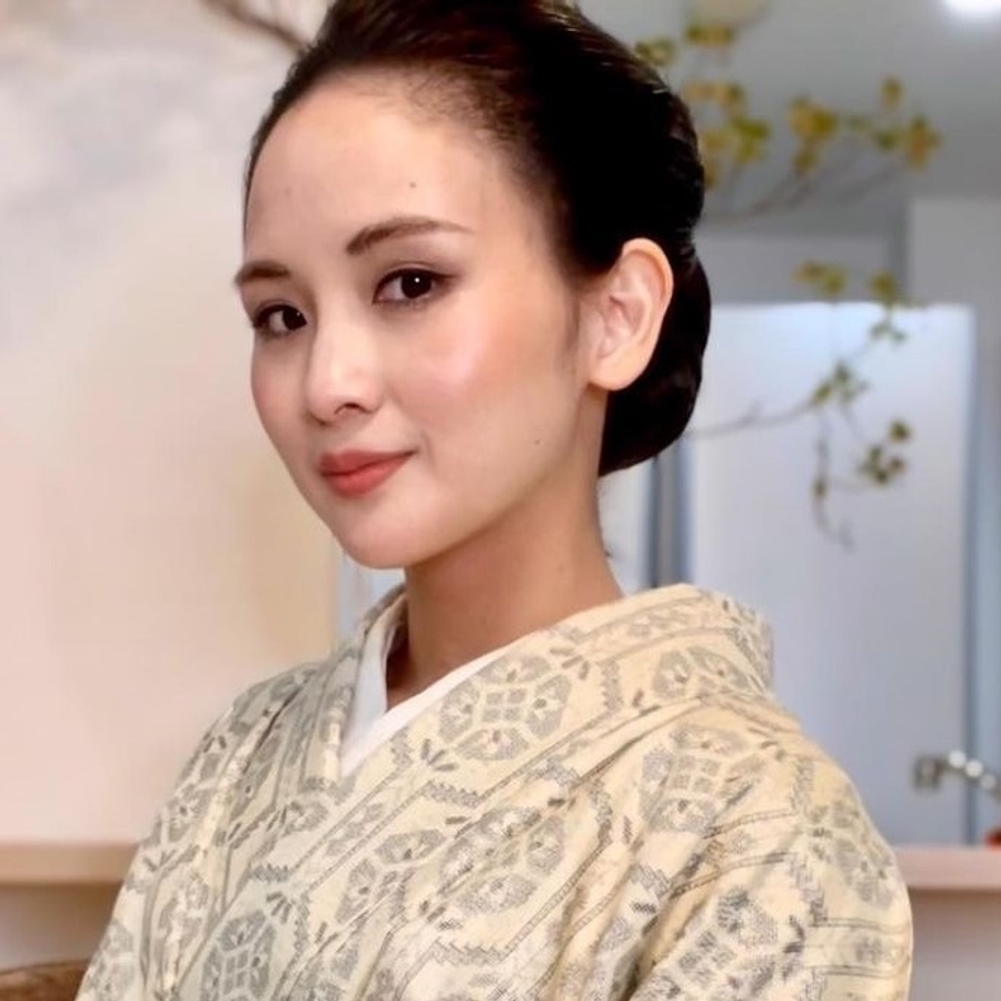 Kimono Mom (Estrella de YouTube) - Edad, cumpleaños, biografía, hechos