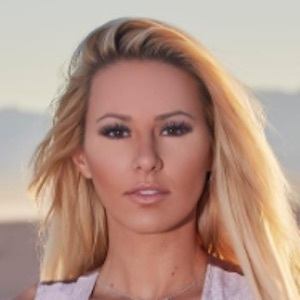 Kindly Myers image 8