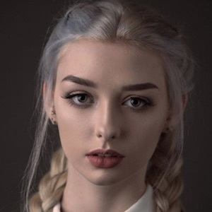 Kira Conley image 4