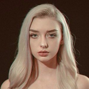 Kira Conley image 7