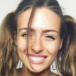 Kirsten Collins image 3