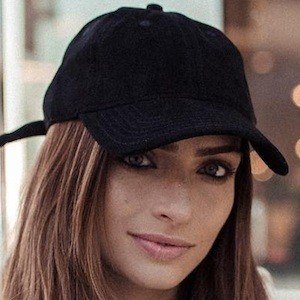 Kirsten Collins, 31 (Pop Singer)