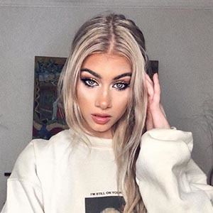 Kirsty Belle Addison, 22 (YouTube Star)
