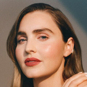 Kirsty Godso, 37 (健身教练)