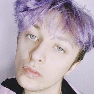 Klaun Cobain, 26 (TikTok Star)