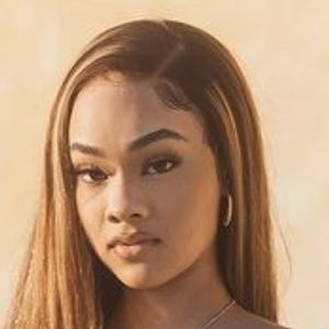 K'lian Ariah, 22 (TikTok明星)