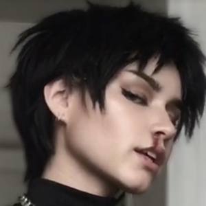 koikosplay, 23 (TikTok Star)