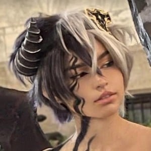 koikosplay, 23 (TikTok Star)