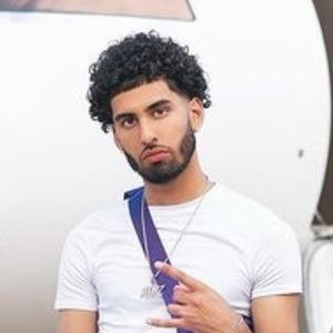 KOOMZ, 26 (YouTube Star)