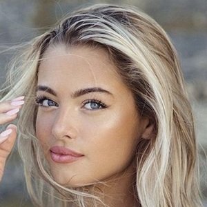 Kornelia Ski, 20 (TikTok明星)