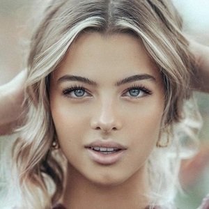 Kornelia Ski, 21 (TikTok Star)