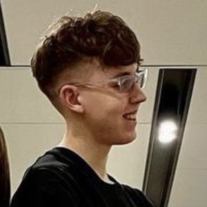 kostromins, 22 (TikTok Star)