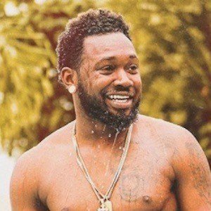Kranium, 34 (Cantante reggae)