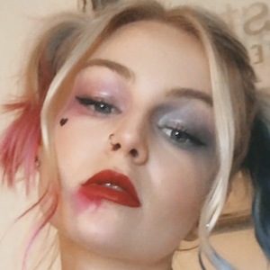 Kris Collins, 29 (TikTok Star)