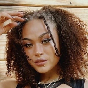 Kristen Calfee, 28 (YouTube Star)