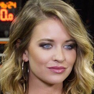 Kristen Ledlow image 4