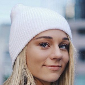 Kristin Farina, 28 (Dançarinos)