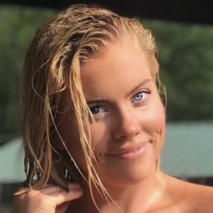 Kristin Vitt, 27 (TikTok Star)