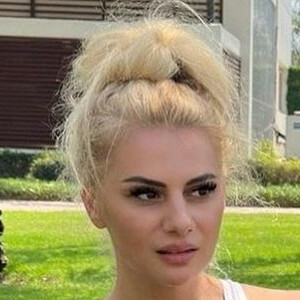 Kristina Ekou, 37 (YouTube Star)