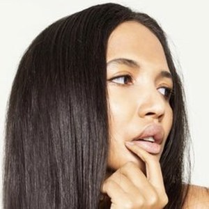 Kristina Menissov image 3