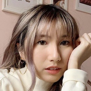 Kristine Fel image 3