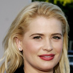 Kristy Swanson image 5