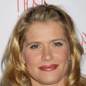 Kristy Swanson image 7