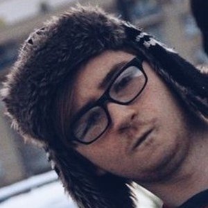 Krtzyy, 26 (Twitch Star)