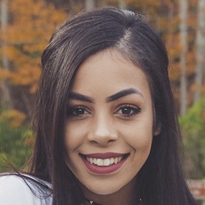 Krystal Lora image 5