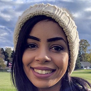 Krystal Lora image 6