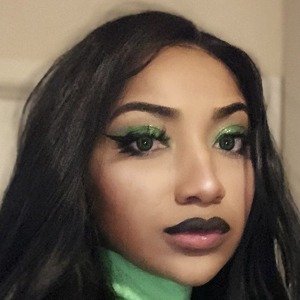 Krystalogy, 27 (YouTube-ster)