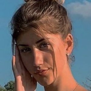 Kyara Davies image 4