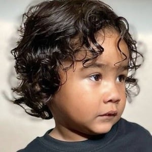 Kyius Trench image 7