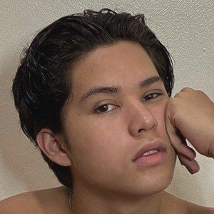 Kyle Echarri image 4