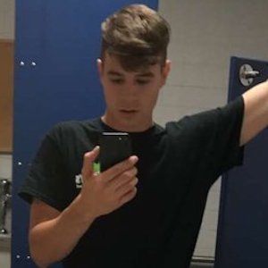 Kyle Moon, 31 (Popsänger)