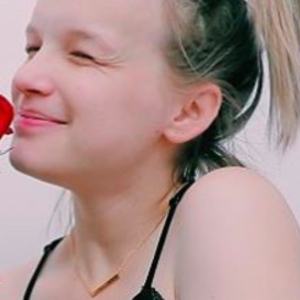 Kyra Sivertson, 28 (YouTube Star)