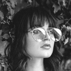 Lacey Claire, 28 (Model)