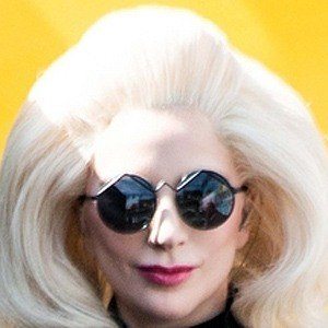 Celebrities born on March 28