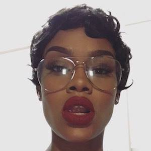 Lael Mitchell image 4