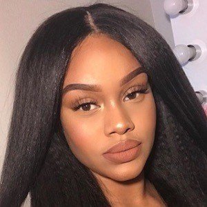 Lael Mitchell image 6