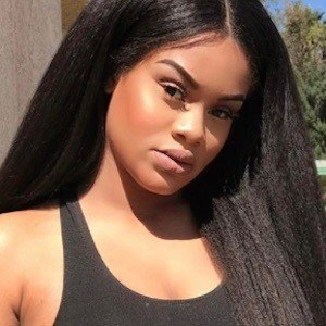 Lael Mitchell image 7