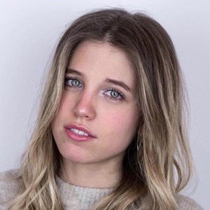 Laia Oli, 27 (YouTube明星)