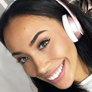 Laila Swann image 2