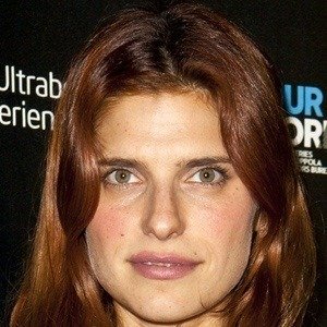 Lake Bell, 44 (Nữ diễn viên truyền hình)