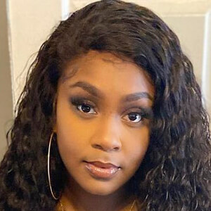 La'keira, 28 (TikTok Star)