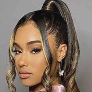 Lala Baptiste, 26 (Instagram明星)