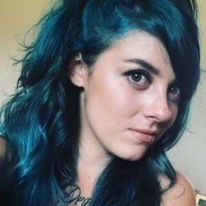 Lala Marcum, 31 (YouTube-ster)