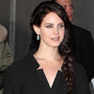 Lana Del Rey, 40 (Pop Singer)