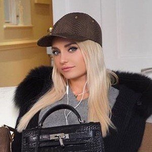 Lana Scolaro, 30 (Instagram Star)